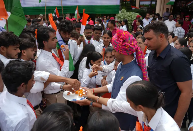 Invertis University Celebrates 80th Independence Day with Tiranga Yatra, Flag Hoisting and Cultural Performances